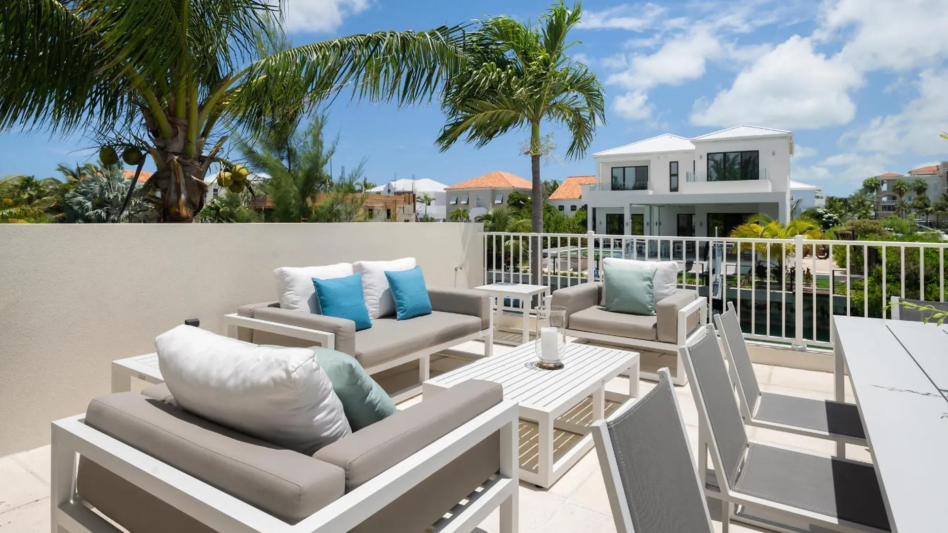 Villa De Marco Long Bay Теркс и Кайкос