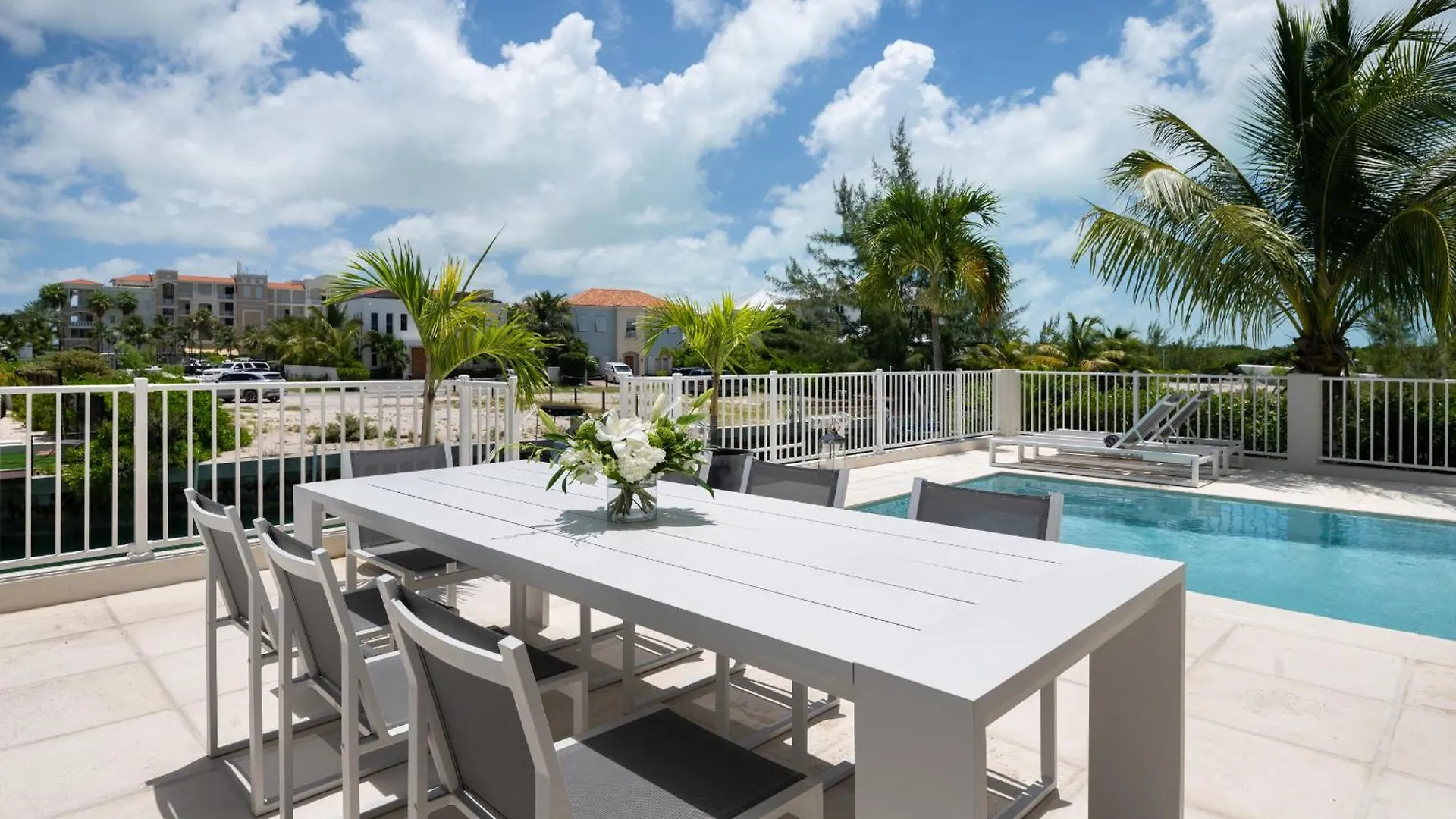 Villa De Marco Long Bay