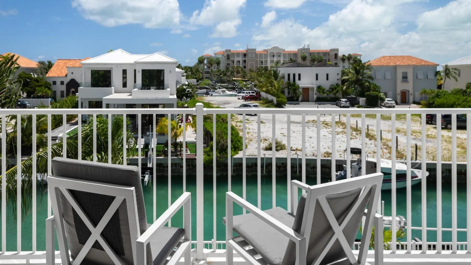 Villa De Marco Long Bay Теркс и Кайкос